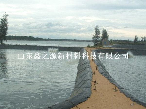 魚蝦養(yǎng)殖防滲膜鋪設(shè)過程中有哪些注意事項(xiàng)？
